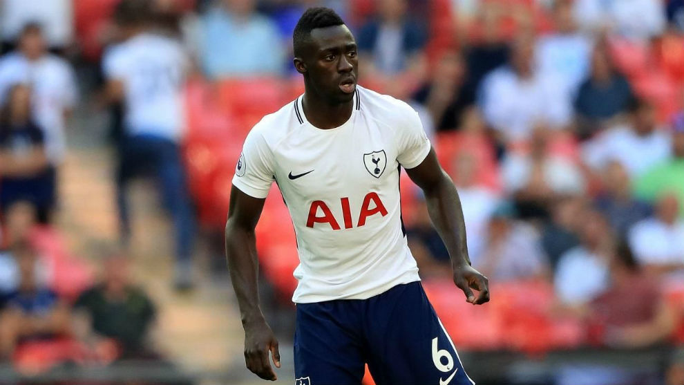 Dávinson Sánchez renovó su contrato con el Tottenham hasta 2024