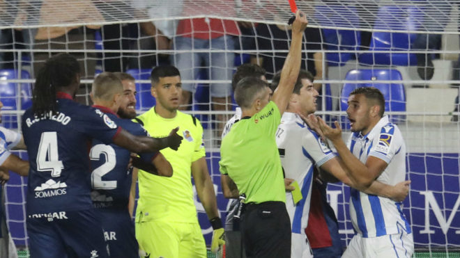 La Real gana Huesca pese a terminar con nueve La Real gana Huesca pese a terminar con nueve