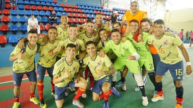 tenis futsal colombia