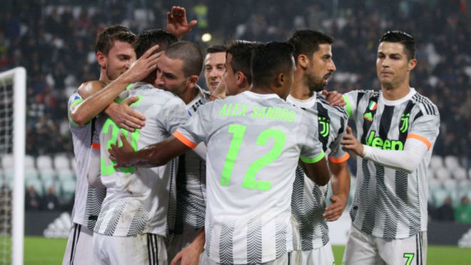 Image result for Juventus 2 - 1 Genoa