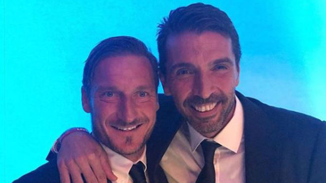 La emotiva carta de despedida de Totti a Buffon 