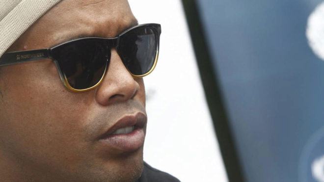 ¿Ronaldinho en la ruina?: tiene deudas millonarias y sus cuentas bancarias están vacías