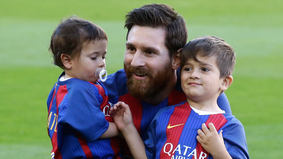 Hijo de Messi se roba la atención en redes sociales por su estilo