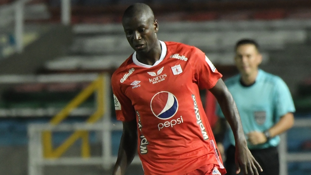 América de Cali Adrían Ramos se lesiona y estará un mes América de Cali Adrían Ramos se lesiona y estará un mes