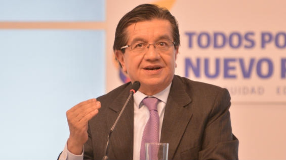 Fernando Ruiz, ministro de salud.