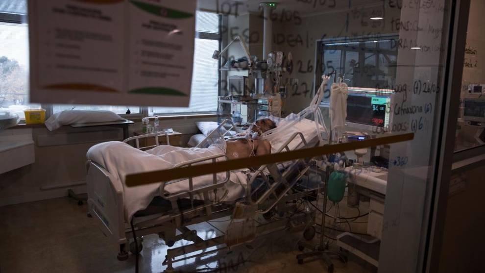 Un paciente grave por coronavirus, en un hospital de Chile