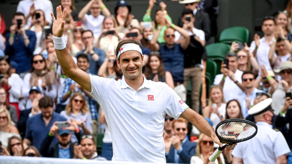 Roger Federer celebra el triunfo ante Norrie.