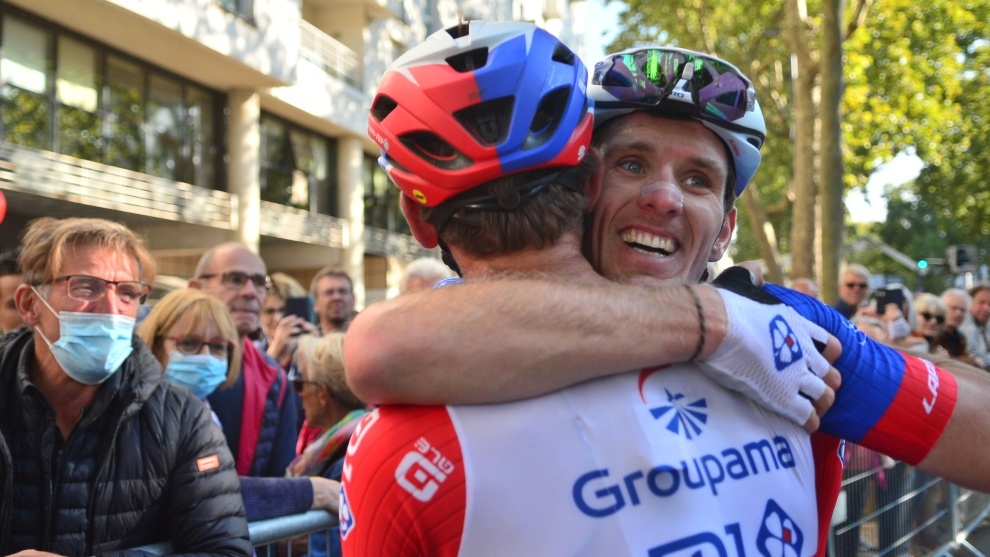 Arnaud Demare tras ganar París - Tours