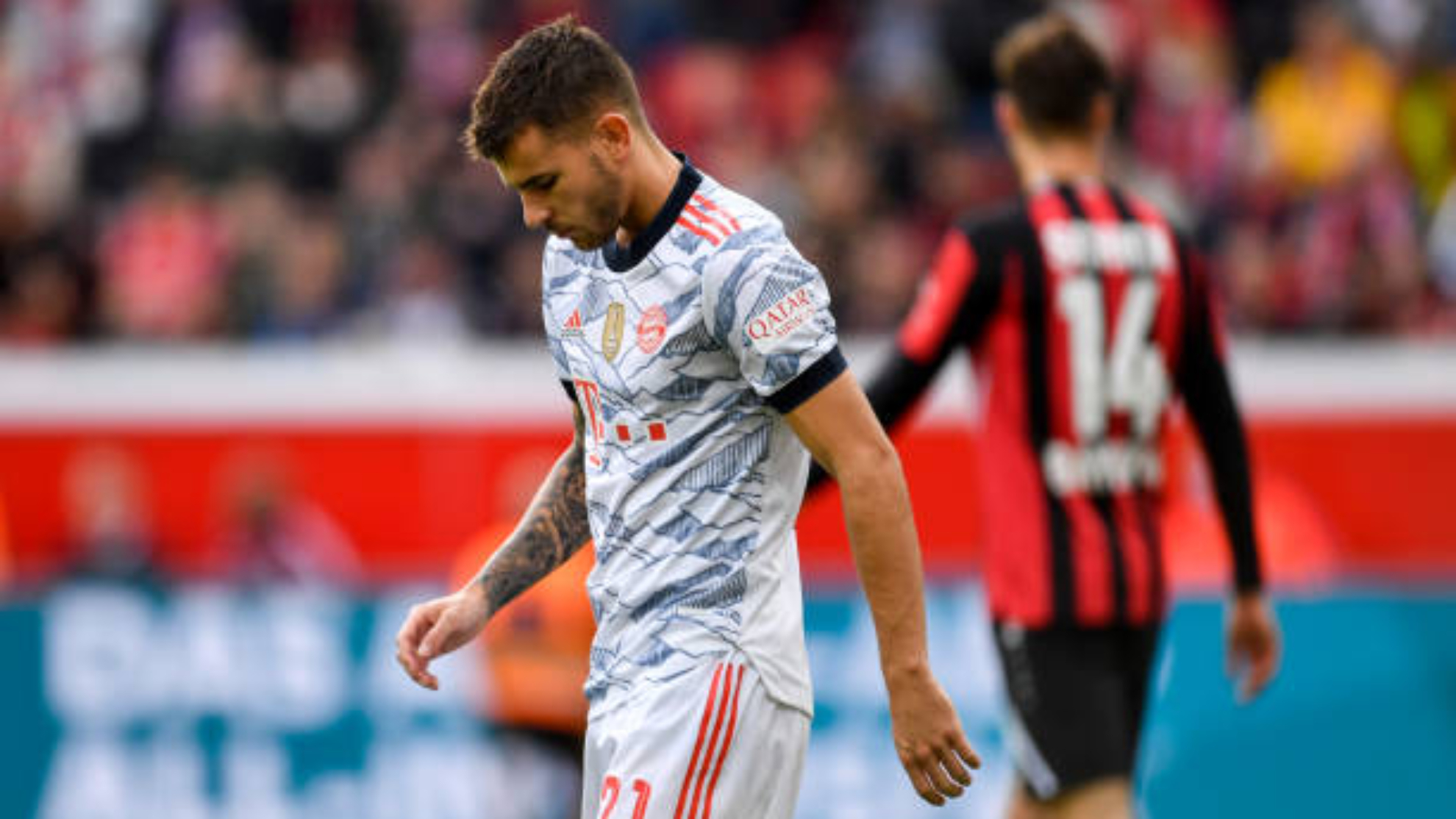 Lucas Hernánadez en el partido contra el Bayer Leverkusen de este fin...