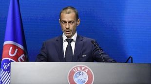 Ceferin, presidente de la UEFA, durante una intervención