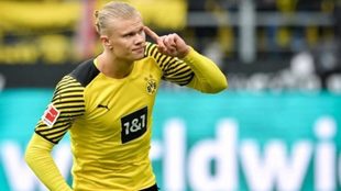 Haaland reconoce que el Dortmund lo presiona para definir su futuro lo...