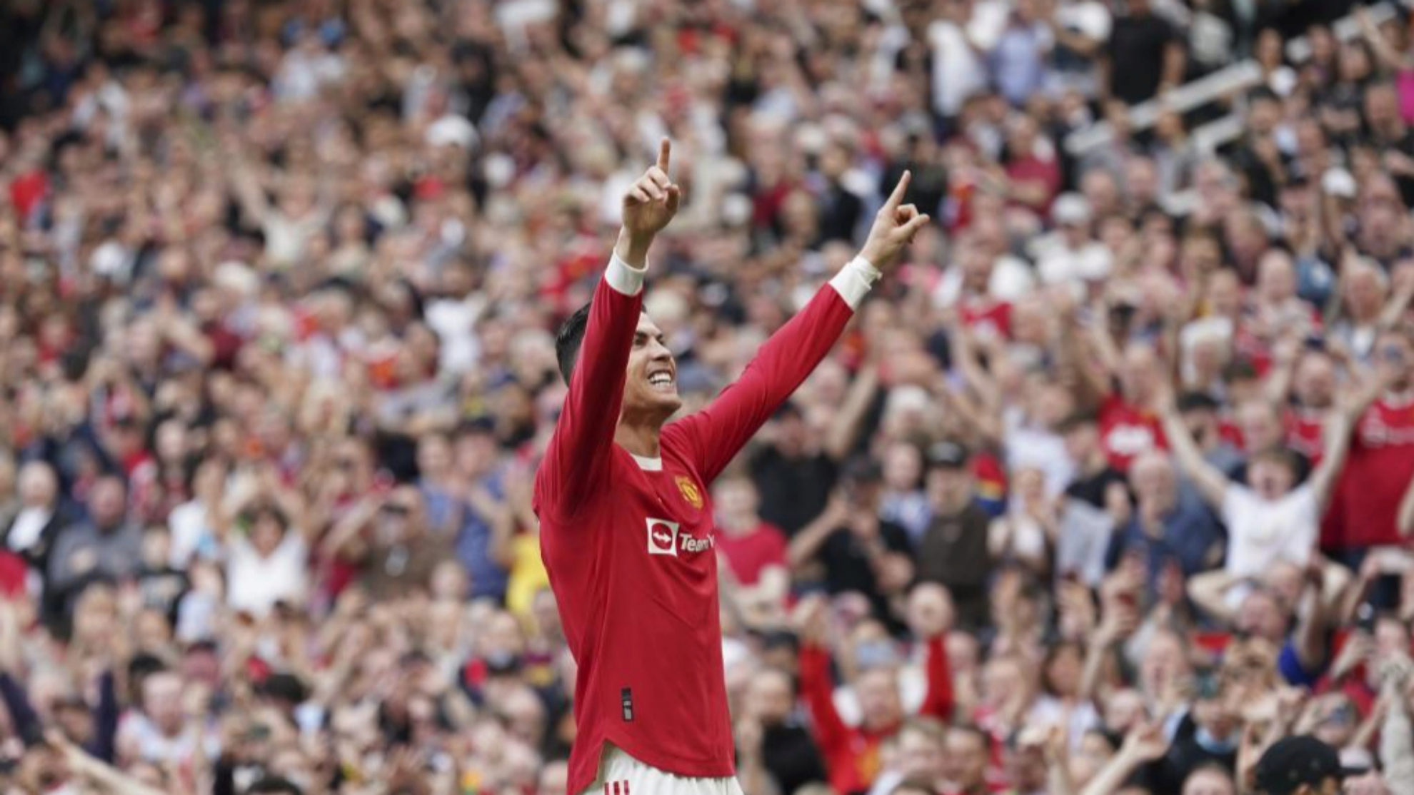 Cristiano Ronaldo es un gigante: salva al Manchester United con un ...