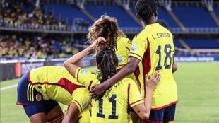 Selección Colombia Femenina celebrando.