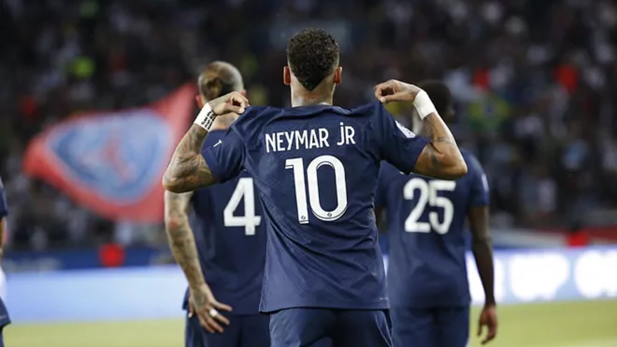 La celebración del primer tanto de Neymar.