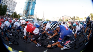 Una postal de la última etapa de la Vuelta a España 2022. EFE