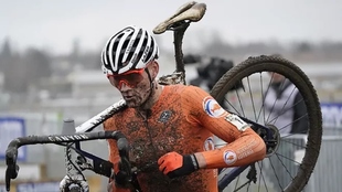 Van der Poel espera volver al ciclocross tras su final de temporada...
