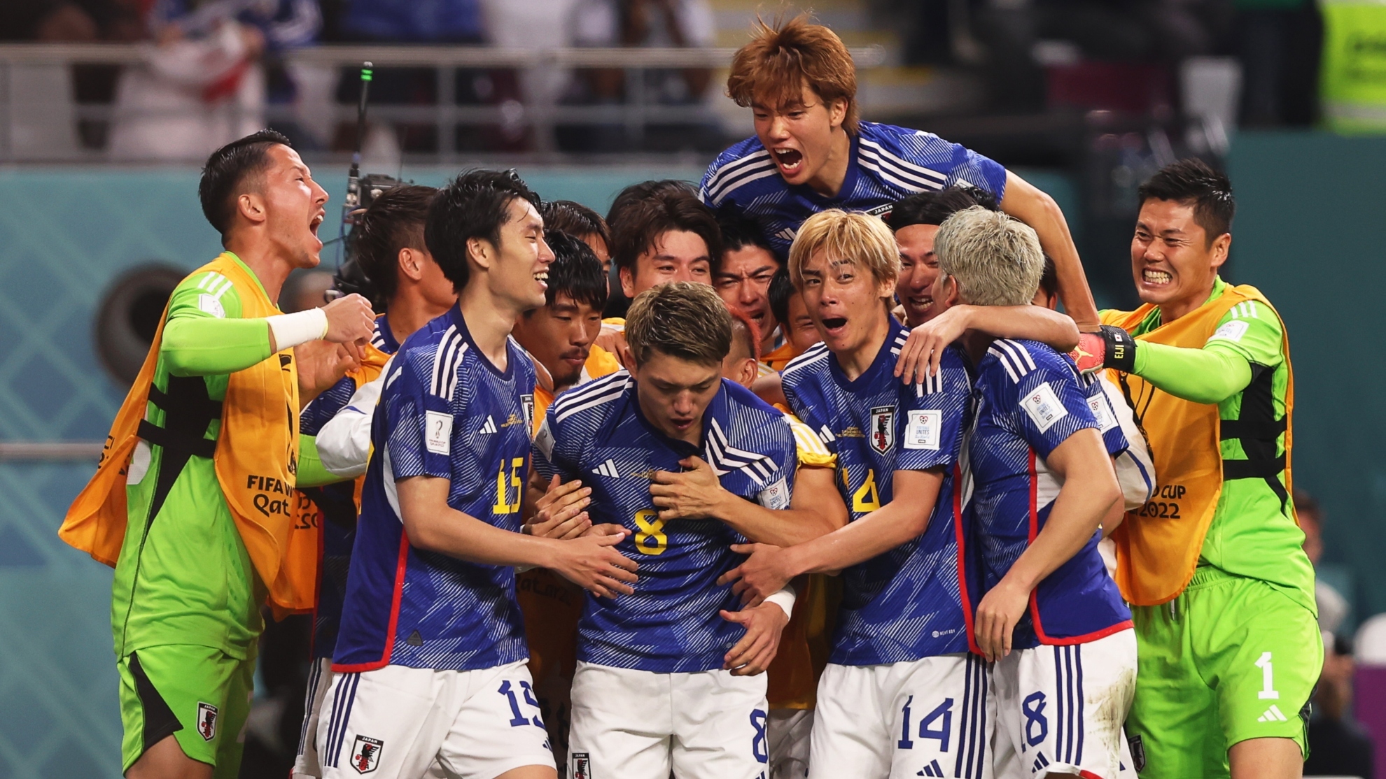 La alegría de los japoneses tras el 2-1. EFE
