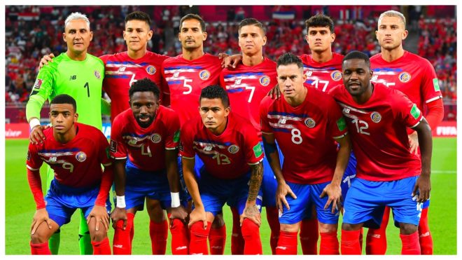 La selección de Costa Rica posa antes de un partido