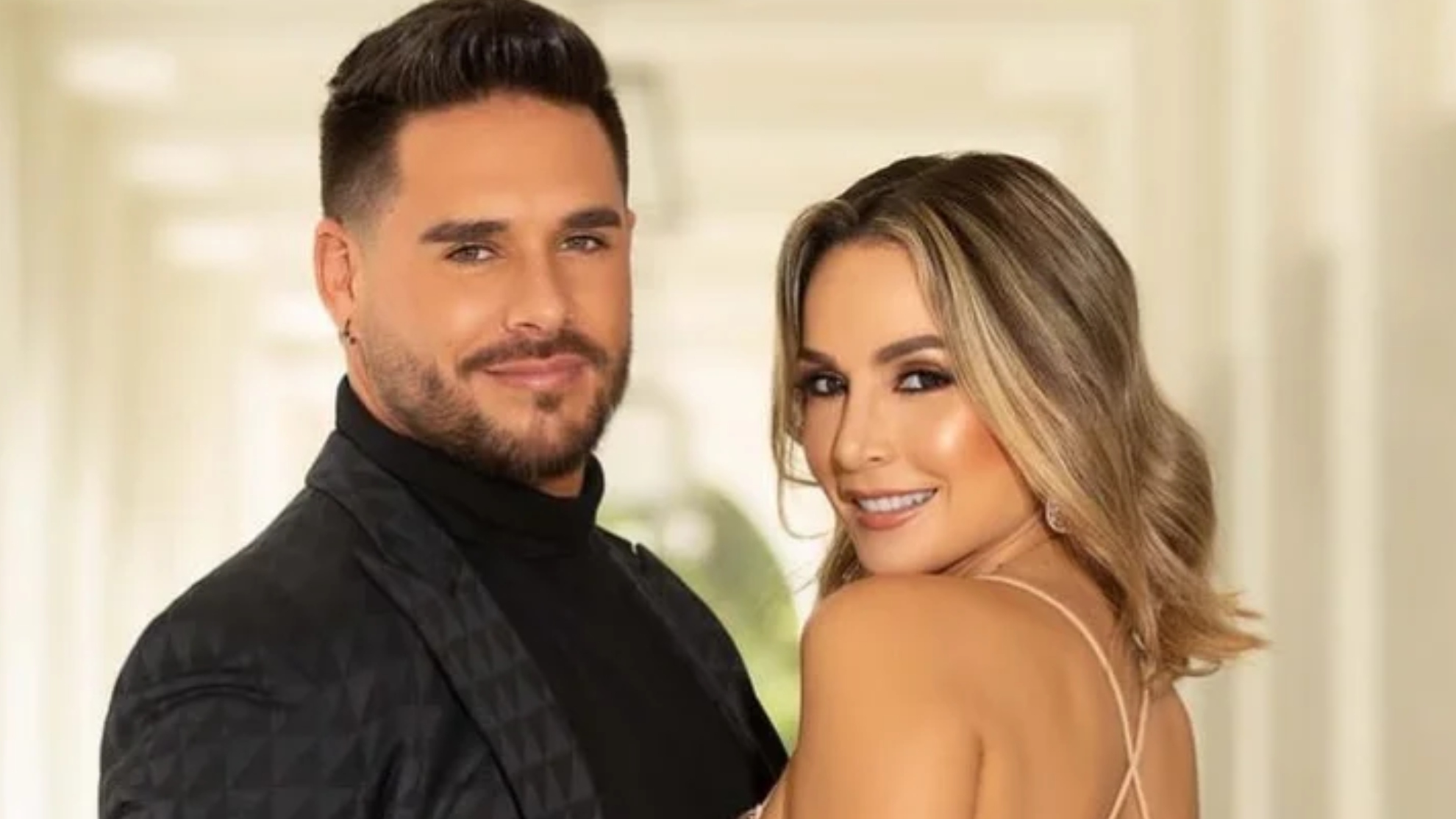 Farándula hoy: Carmen Villalobos y Sebastián Caicedo se divorcian, y esto  sabemos del 'acuerdo Capuchino' | MARCA Claro Colombia
