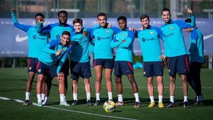 Jugadores del Barcelona, en un entrenamiento.