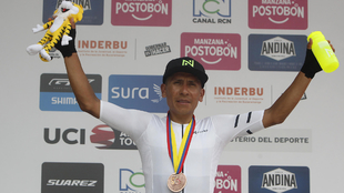 Nairo Quintana con su medalla de bronce en los Campeonatos Nacionales...