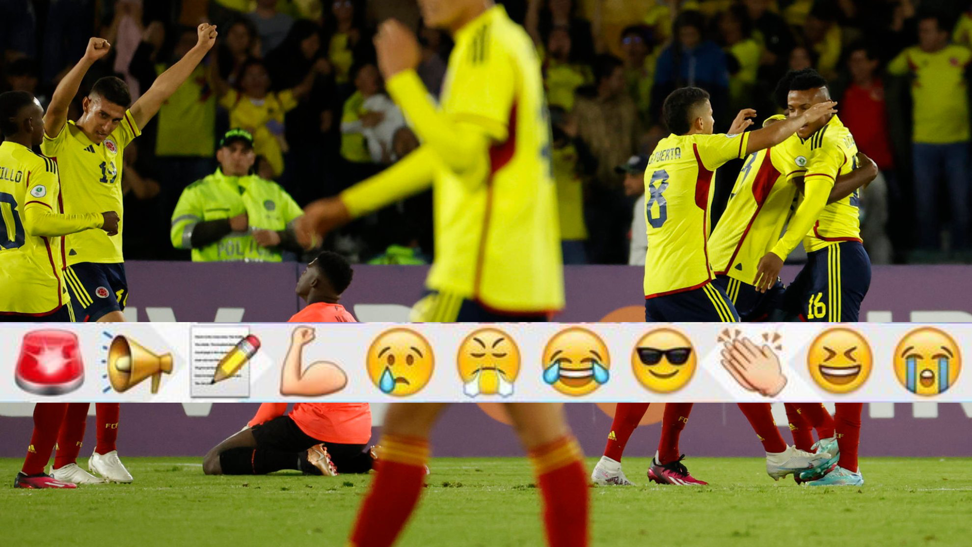 Jugadores de la Seleccin Colombia celebran un gol.
